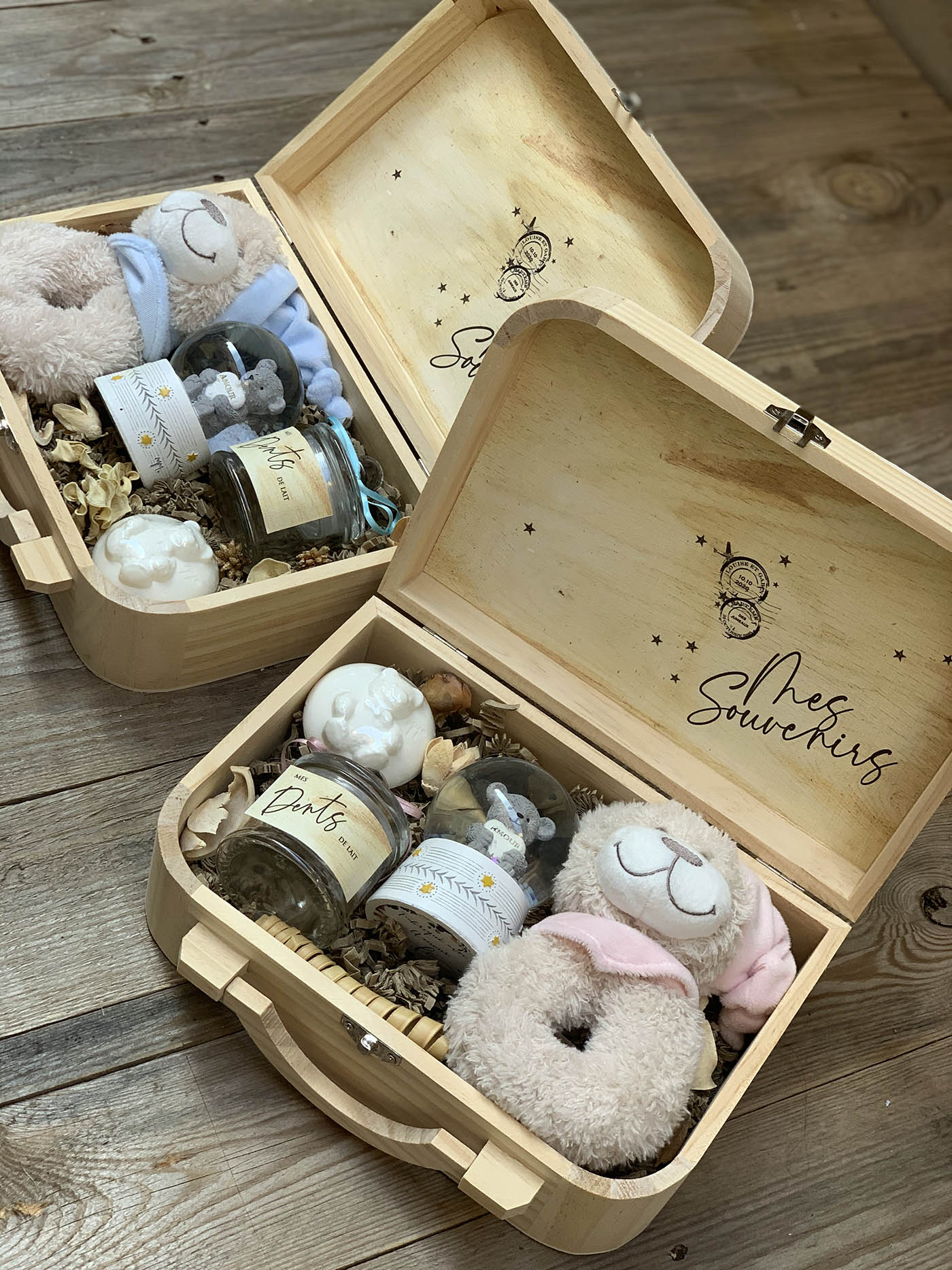 https://www.feelinecreation.com/wp-content/uploads/2020/11/feeline-creation-box-cadeau-naissance-enfance-souvenir-garcon-fille-nounours.jpg