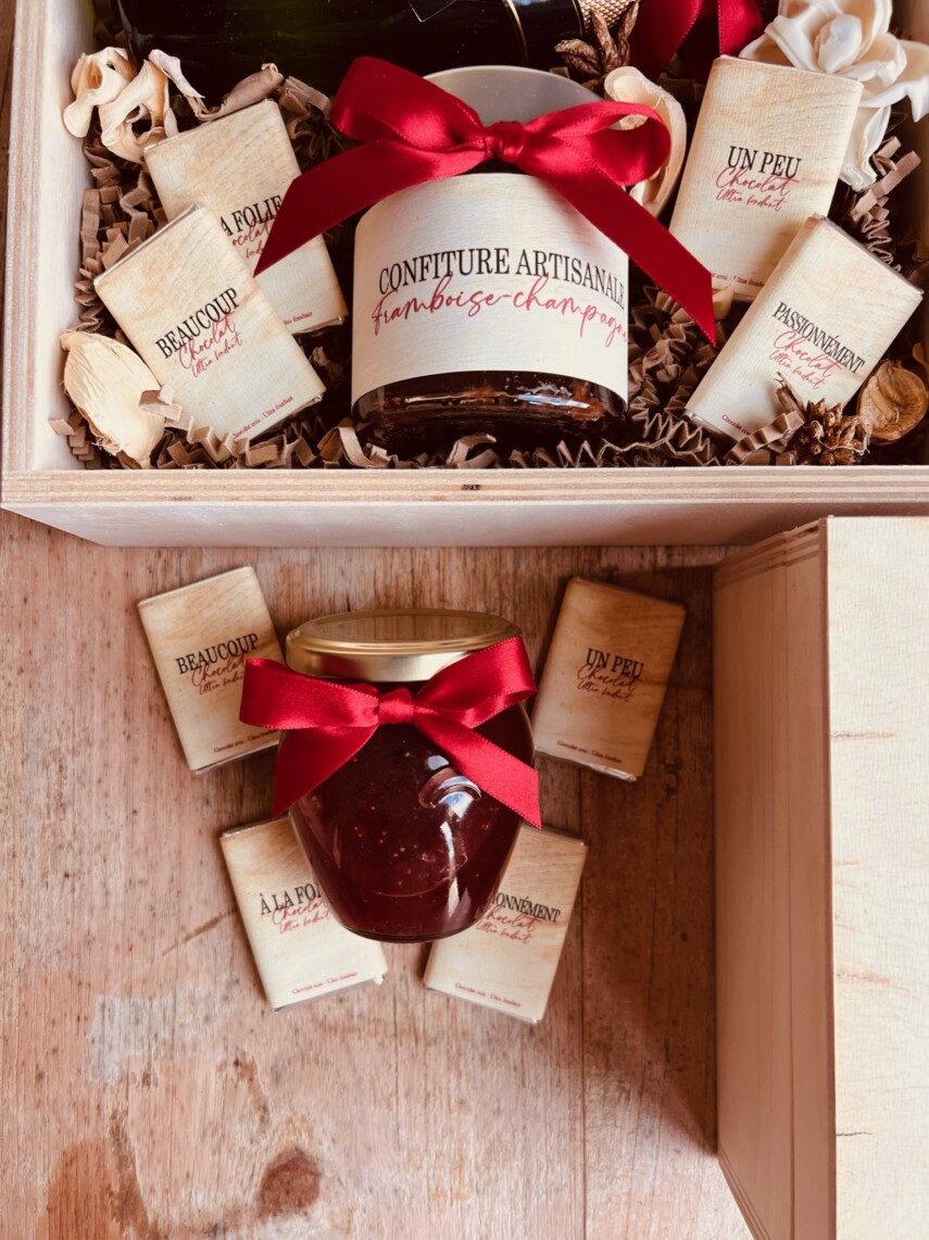 Boîte à Saint valentin personnalisée, boxe cadeau saint valentin, Prénom au  choix - Cadeaux par Thème/Saint Valentin - lamouettebleue