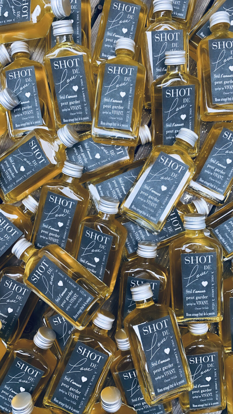 100 étiquettes Personnalisables Mini Bouteilles "Take A Shot" - Pour Mariage, Anniversaire, Faveurs - Design Rayé Blanc