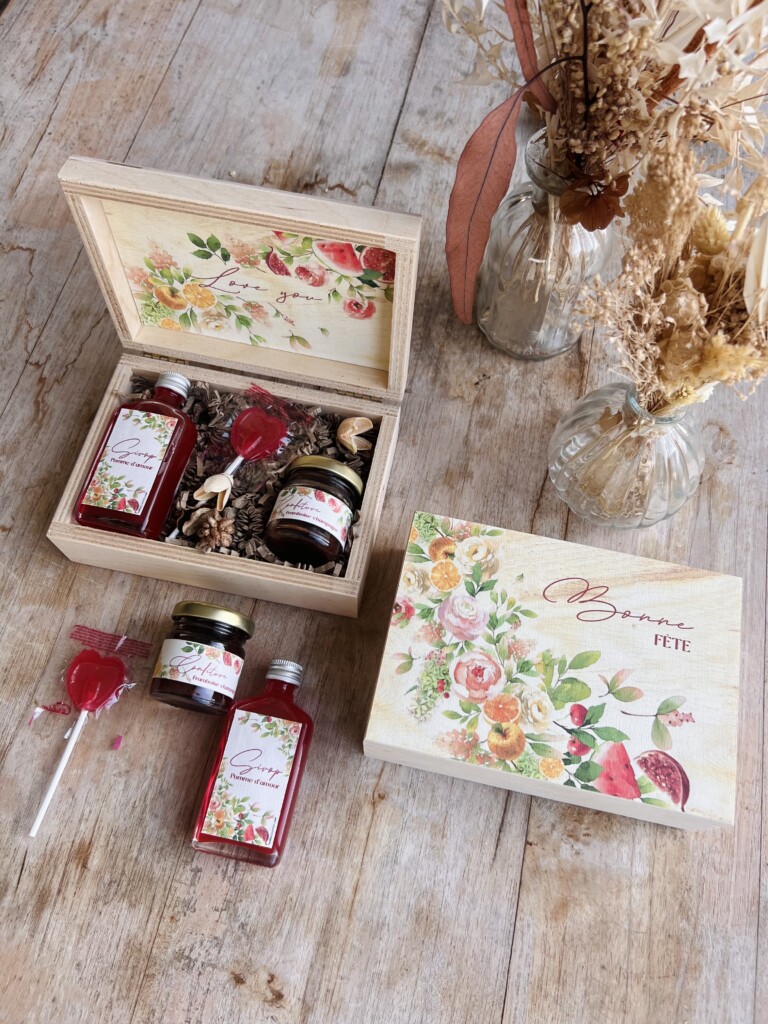Coffret Cadeau Femme SC Siconic - Vase En Résine En Forme De Sac à Main - Personnage Mera - Neuf Sous Emballage